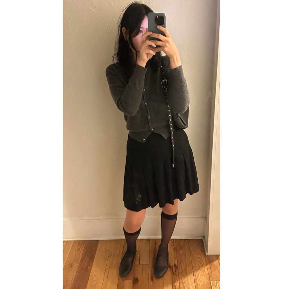 Vintage black pleat skirt